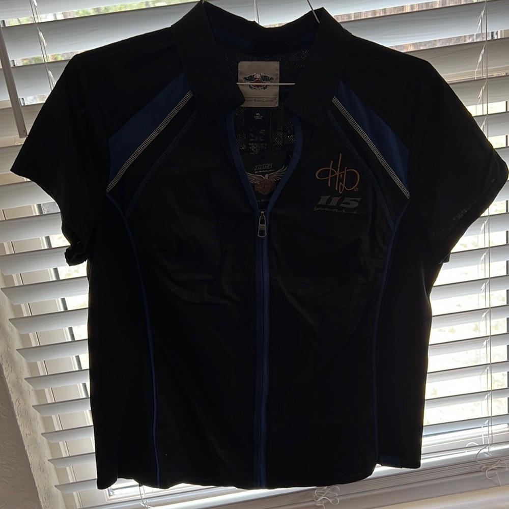 Harley Davidson zip up top